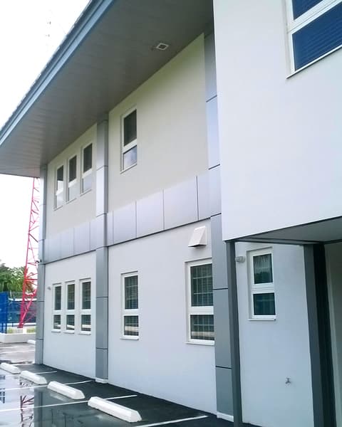 326, Awning Pushout